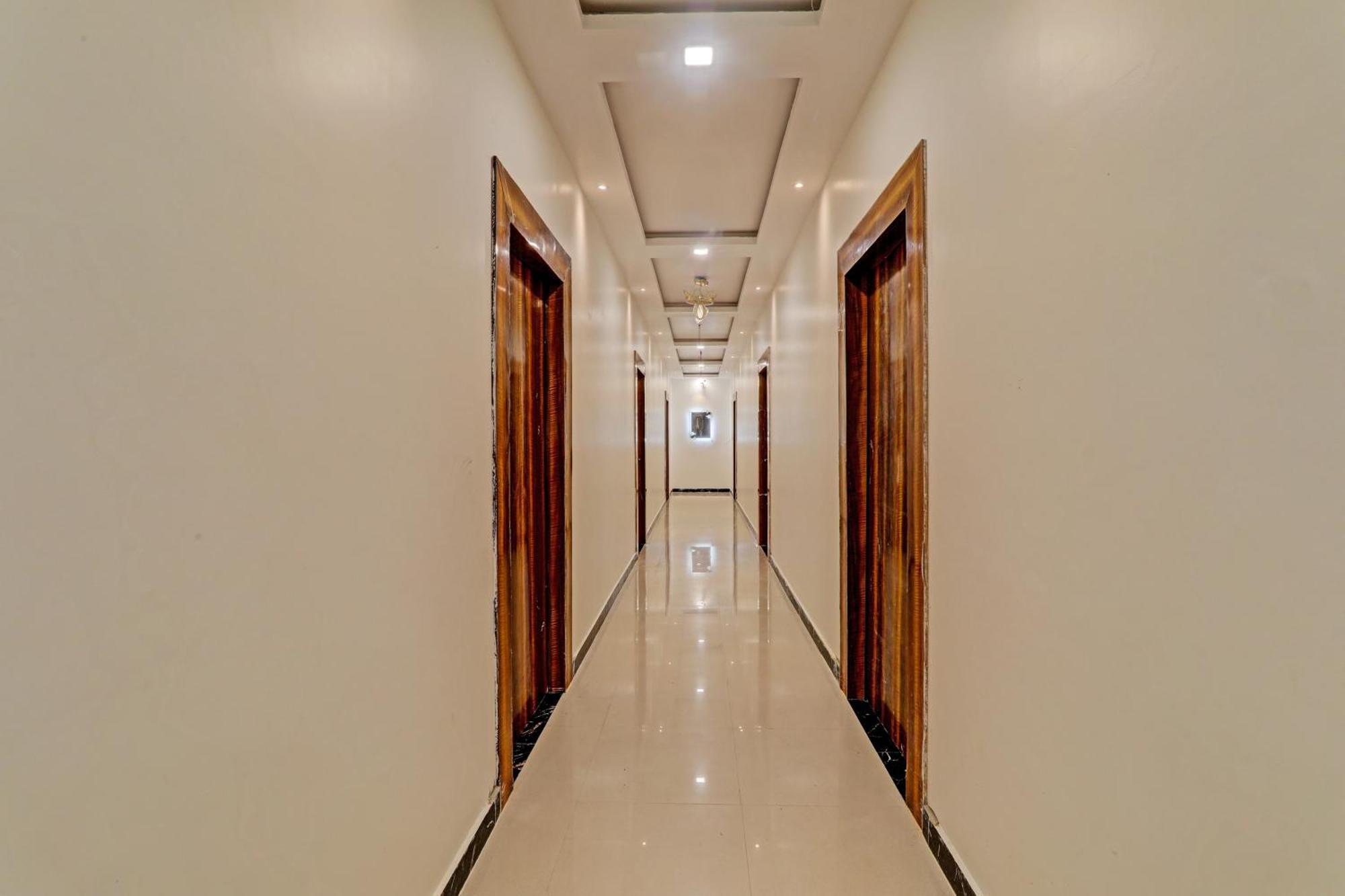 Hotel O Awadh International Bela Pratapgarh Exterior foto